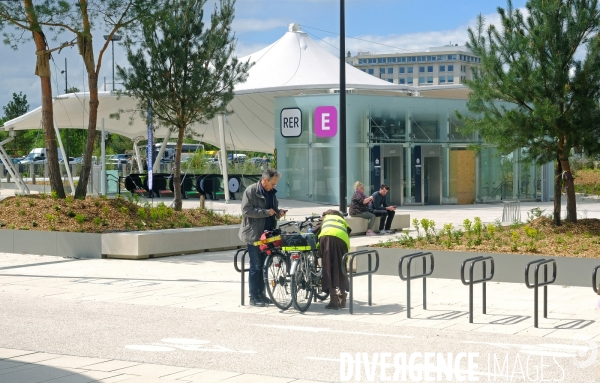 Eole s etend à l ouest