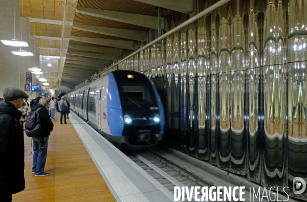 Eole s etend à l ouest