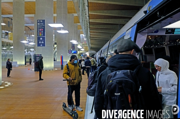 Eole s etend à l ouest
