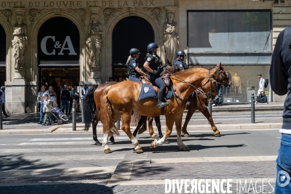 Arrivee de la flamme olympique à Marseille