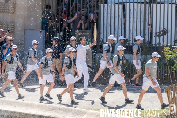 Arrivée de la flamme olympique à Marseille