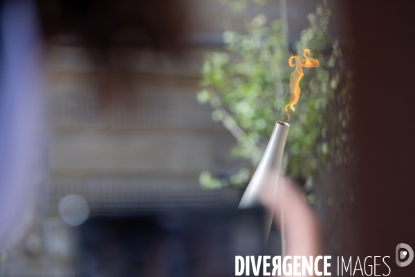 Arrivée de la flamme olympique à Marseille
