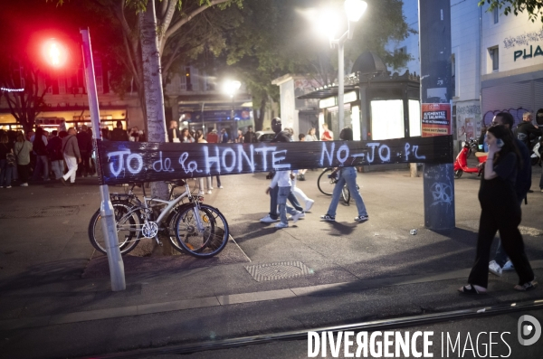 Arrivée de la flamme à Marseille