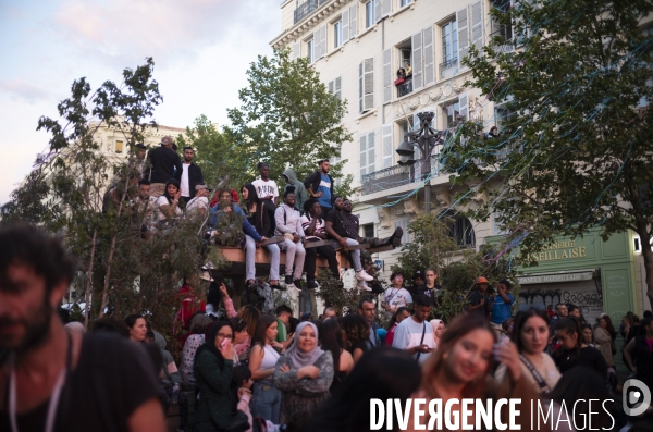 Arrivée de la flamme à Marseille