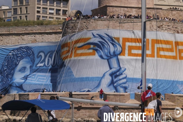 Arrivée de la flamme à Marseille