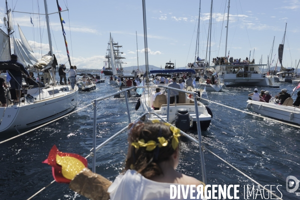 Arrivée de la flamme à Marseille