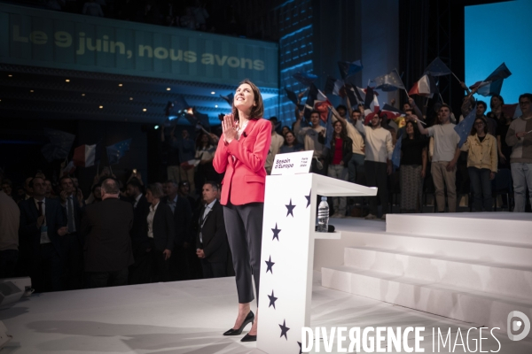 Meeting de Valerie Hayer à la maison de la Mutualité.
