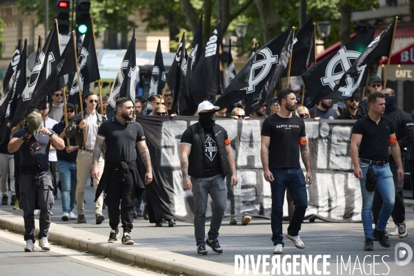 Ultradroite , manifestation « Comité du 9-mai »Construction