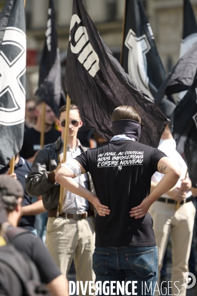Ultradroite , manifestation « Comité du 9-mai »Construction