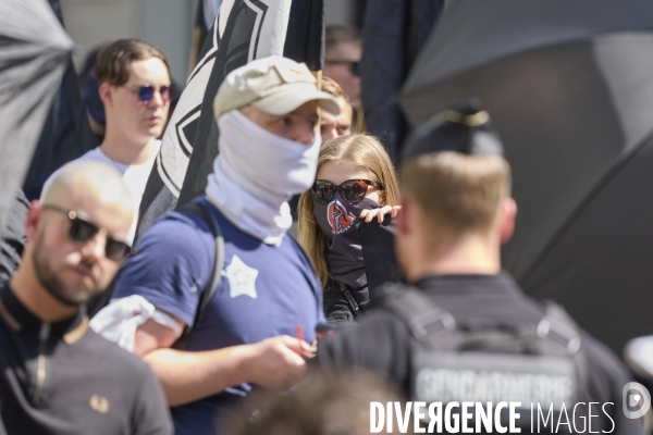 Ultradroite , manifestation « Comité du 9-mai »Construction