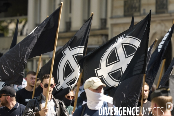 Ultradroite , manifestation « Comité du 9-mai »Construction