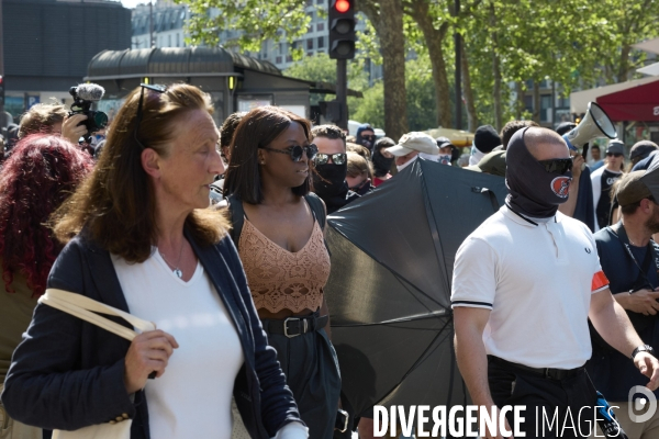 Ultradroite , manifestation « Comité du 9-mai »Construction