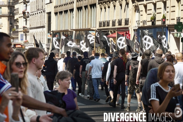 Ultradroite , manifestation « Comité du 9-mai »Construction