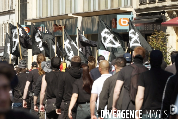 Ultradroite , manifestation « Comité du 9-mai »Construction