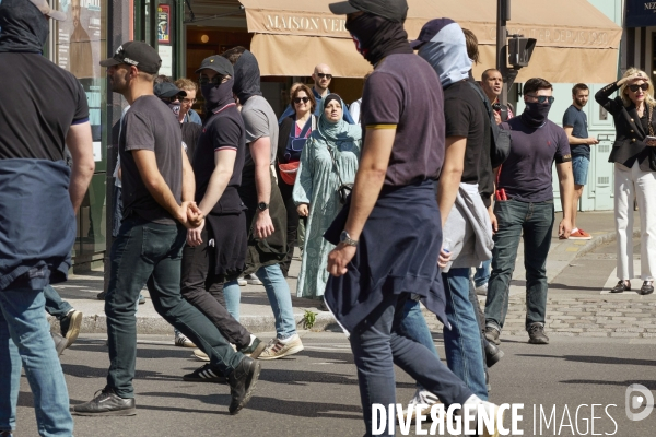 Ultradroite , manifestation « Comité du 9-mai »Construction