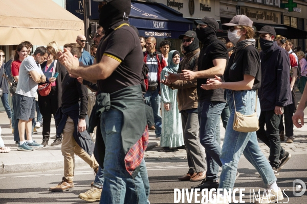 Ultradroite , manifestation « Comité du 9-mai »Construction
