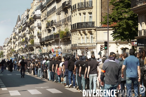 Ultradroite , manifestation « Comité du 9-mai »Construction