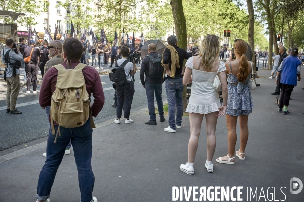 Ultradroite , manifestation « Comité du 9-mai »Construction