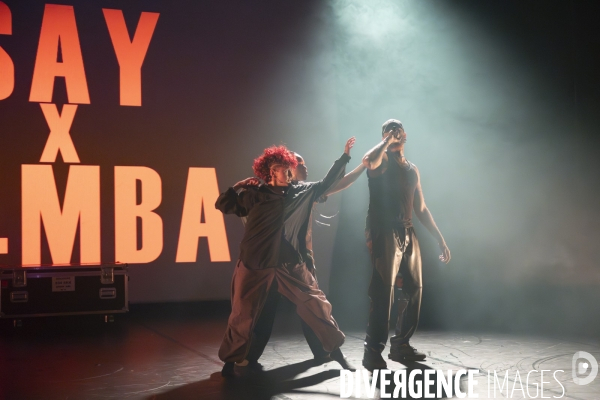 The album: live par SAY de Sarah Golding et Yukiko Masui