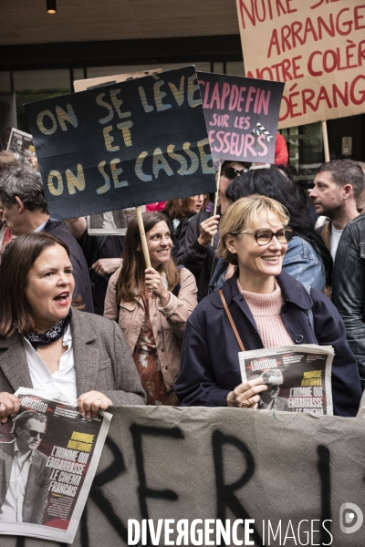Rassemblement devant le CNC