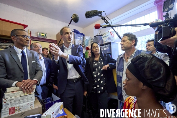 Raphaël Glucksmann  en visite à Saint Ouen
