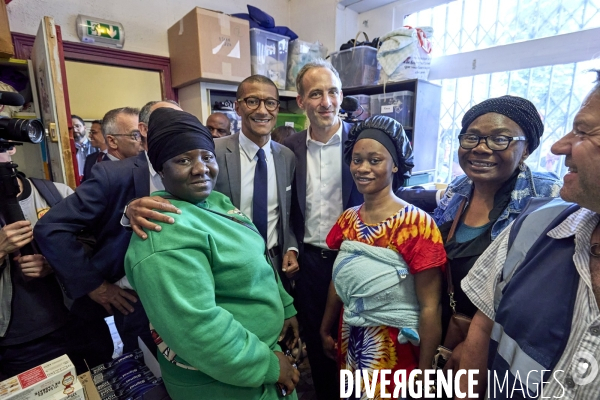 Raphaël Glucksmann  en visite à Saint Ouen