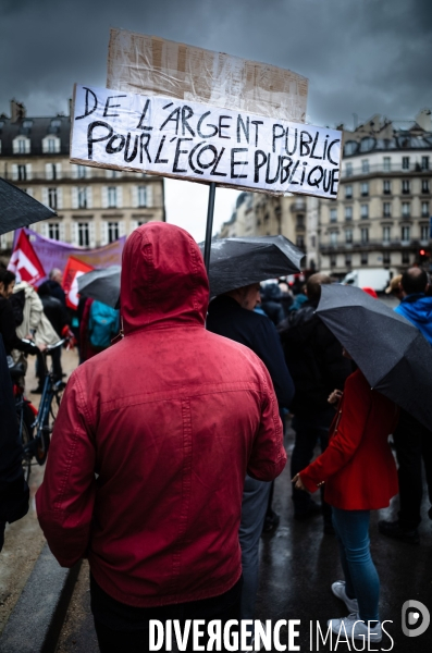 Manifestation  des enseignants de Seine-Saint-Denis.