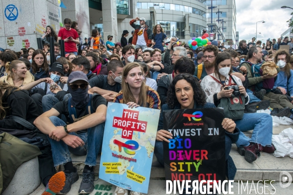 Extinction Rebellion - Liquidation Total