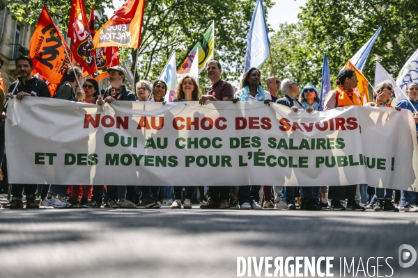 Manifestation de l education nationale contre  le choc de savoirs 