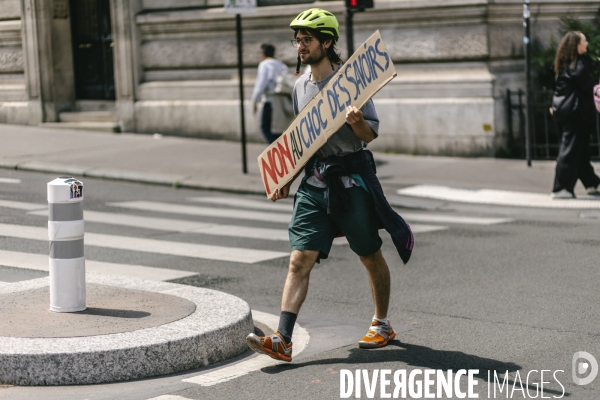 Manifestation de l education nationale contre  le choc de savoirs 