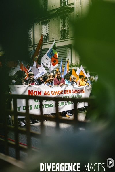 Manifestation de l education nationale contre  le choc de savoirs 