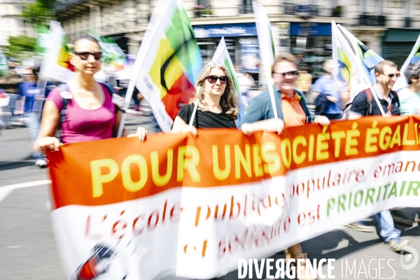 Manifestation de l education nationale contre  le choc de savoirs 