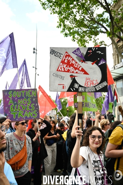 Manifestation contre la transphobie et le projet de loi LR sur la transidentité des mineurs, le 27 mai à Paris.
