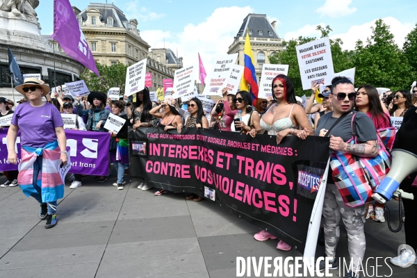 Manifestation contre la transphobie et le projet de loi LR sur la transidentité des mineurs, le 27 mai à Paris.