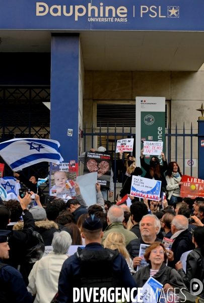 Manifestation contre la conference de rima hassan à l Université paris dauphine