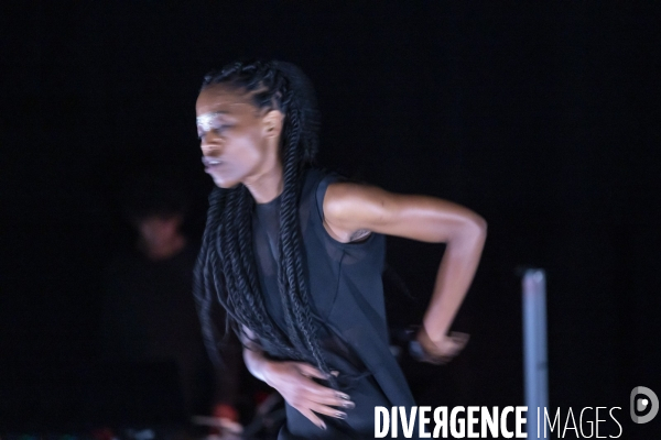 TOI, MOI, TITUBA…, de Dorothée Munyaneza