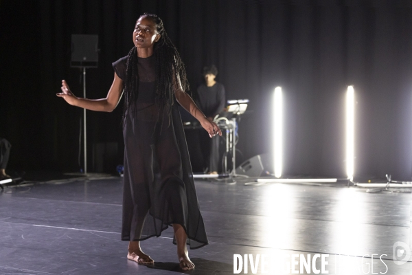 TOI, MOI, TITUBA…, de Dorothée Munyaneza