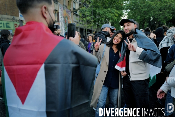 Manifestation devant le siege de TF1 avant une interview de Benjamin Netanyahu sur LCI
