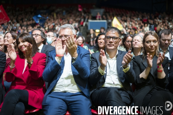 Meeting de la campagne européenne de Raphael Glucksmann