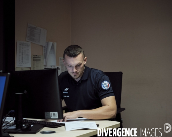 Commissariat de police Hebert,  rédaction d’un procès-verbal