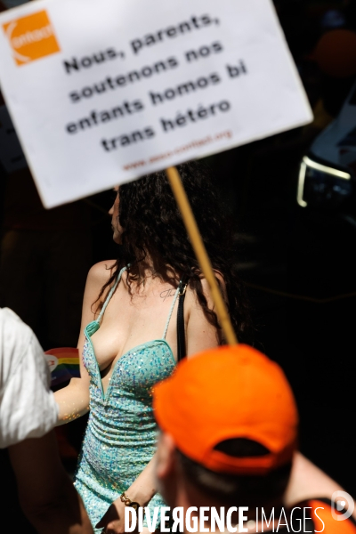 Marche des fiertés à Nantes