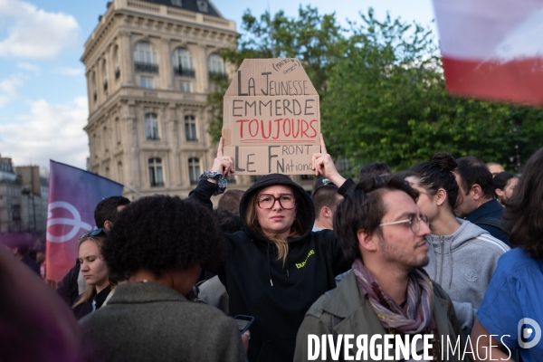 Rassemblement contre l extreme droite 