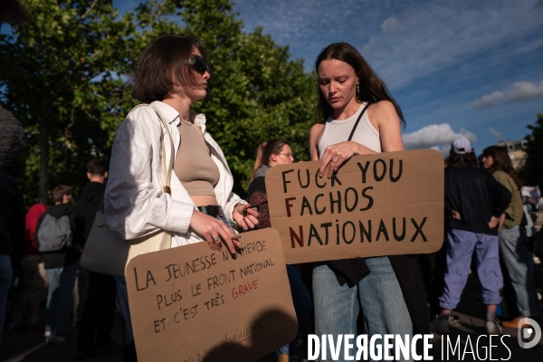 Rassemblement contre l extreme droite 