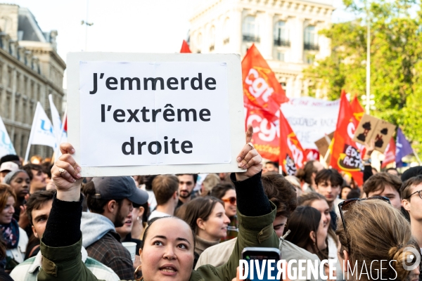 La jeunesse en colère face à l avancée du Rassemblement National aux élections européennes.