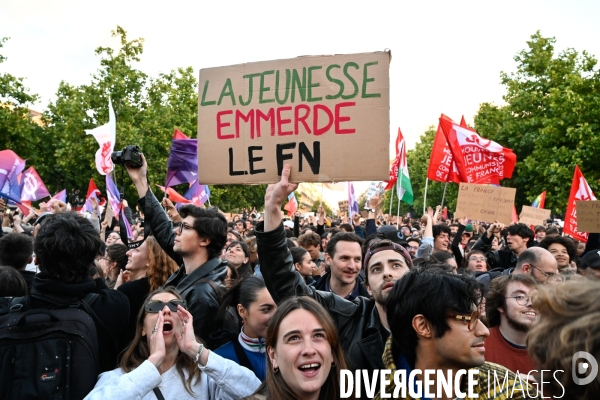 La jeunesse en colère face à l avancée du Rassemblement National aux élections européennes.