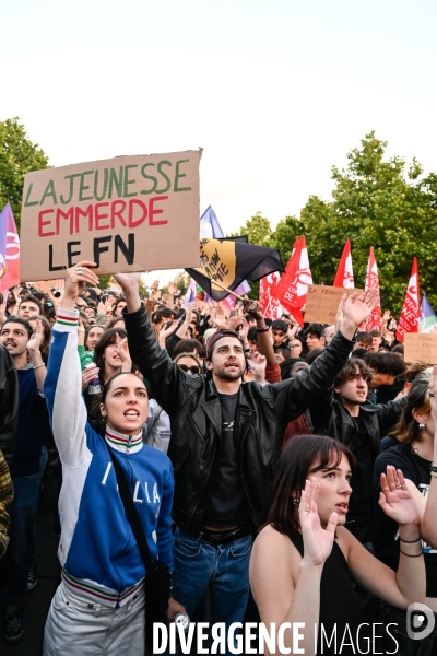 La jeunesse en colère face à l avancée du Rassemblement National aux élections européennes.