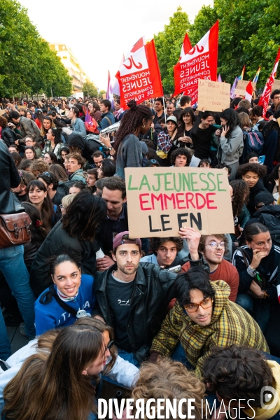La jeunesse en colère face à l avancée du Rassemblement National aux élections européennes.