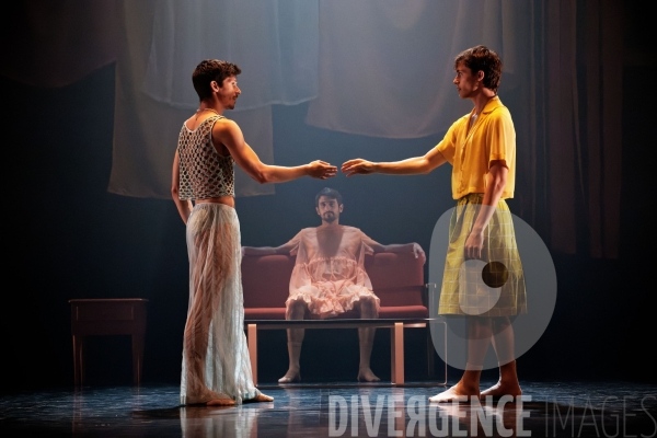 Sous les jupes / Pierre-Émile Lemieux-Venne / Ballet de l Opéra national du Rhin