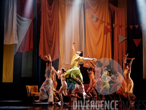 Sous les jupes / Pierre-Émile Lemieux-Venne / Ballet de l Opéra national du Rhin