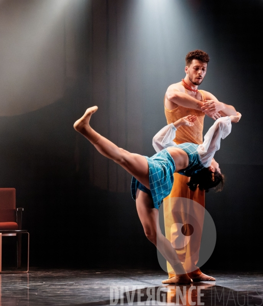 Sous les jupes / Pierre-Émile Lemieux-Venne / Ballet de l Opéra national du Rhin